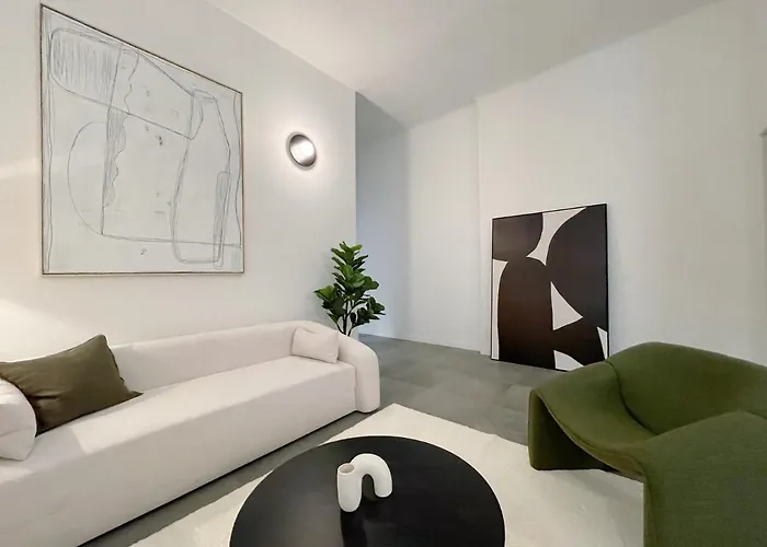 Casa Unica Milano - Spacious & Contemporary - Bullona I