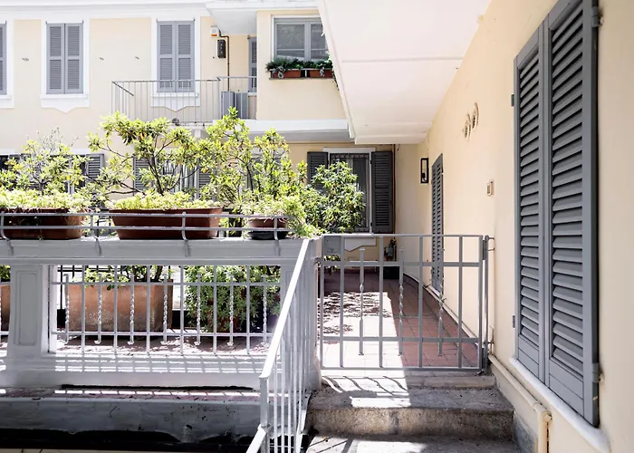 Elegante Bilocale In Montenapoleone - Brera